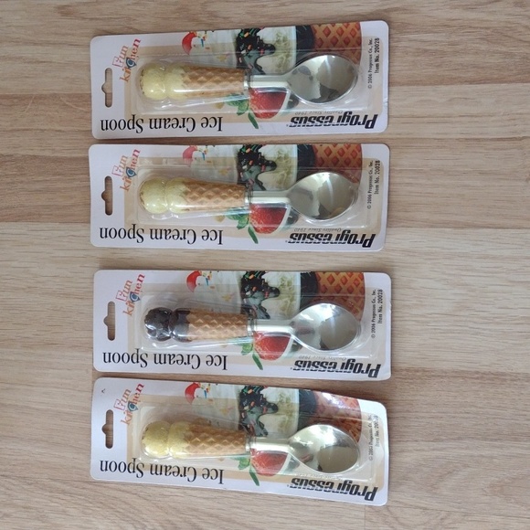 Ice Cream Waffle Spoons set of Four Stainless Steel New 2006 - Picture 3 of 6